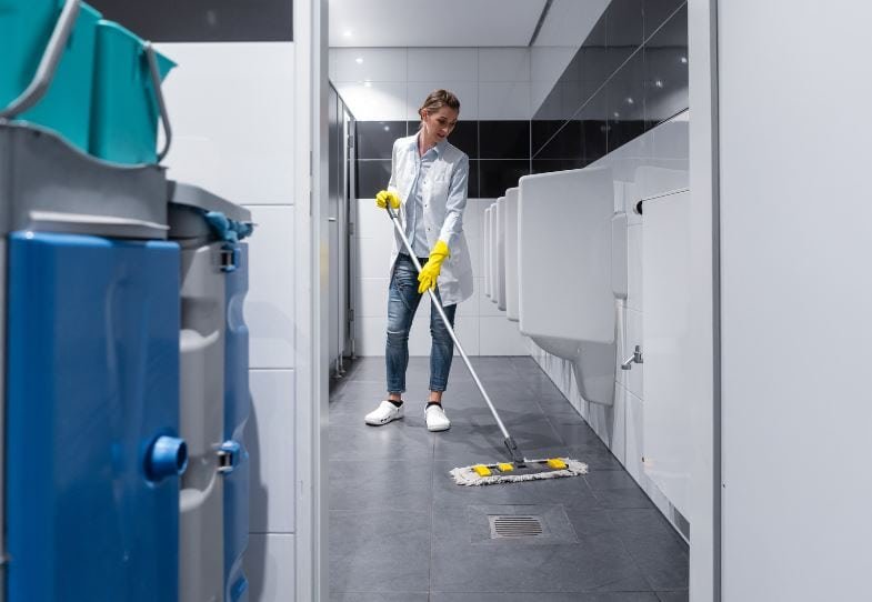 Bathroom-Cleaning
